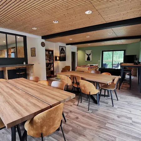 Des Combes - Val De Tamie Hostel