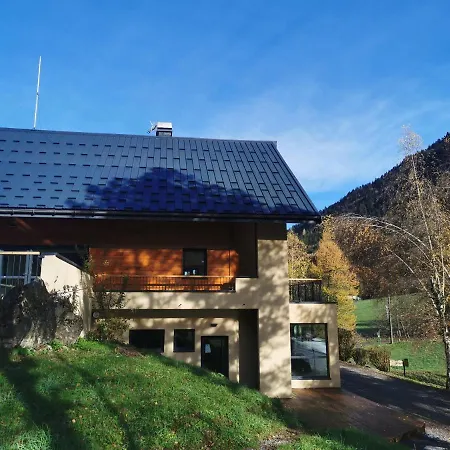 Hostel Des Combes - Val De Tamie