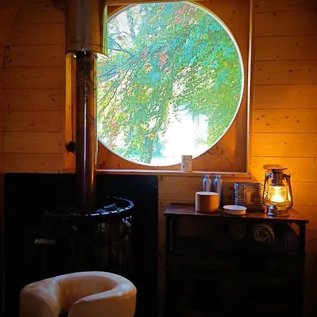 Des Combes - Val De Tamie Hostel *